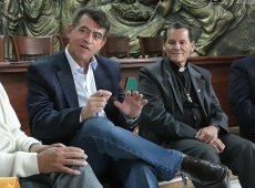 Alcalde Walter Villegas y Rvdo. P. Tobías Morillo Párroco de Mira