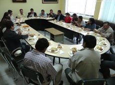 La alcaldía brindó un aperitivo a los invitados
