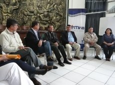 Entregan apoyo para el Altar Mayor