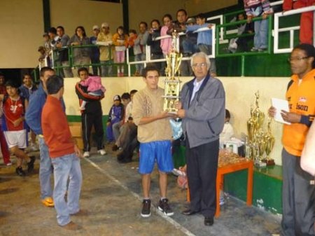 Mejor Encestador Masculino Sub 18, Jordan Mejía Club Deportivo Mira