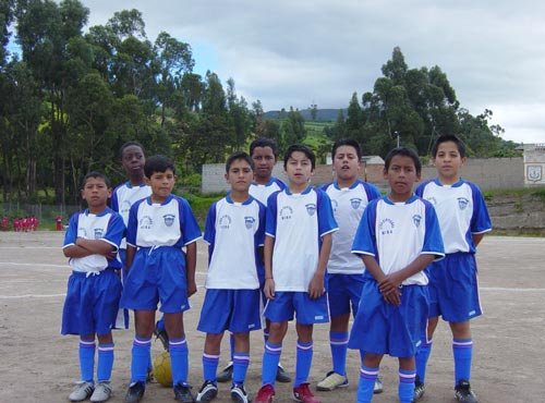 Club Nueva Juventud Independiente NUJIN Campeón de fútbol Sub 14